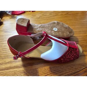 Red Women’s Glitter Dance Shoes Size EU 37 US 6.5 Character Heels Suede Sole
